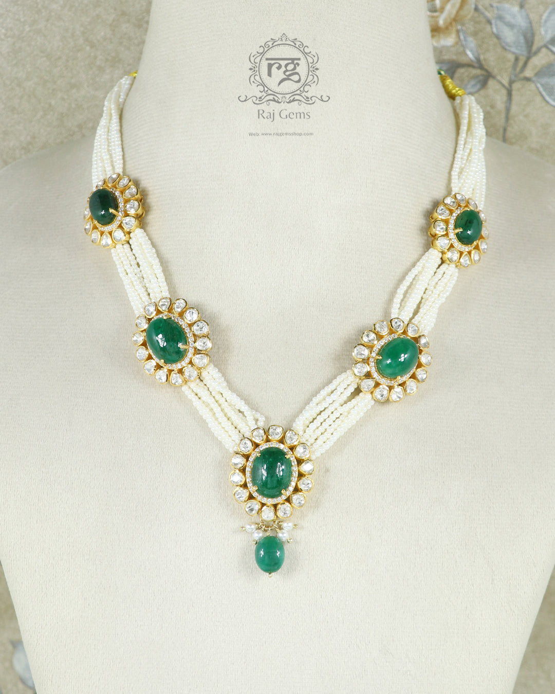 Pure 925 Silver Natural Emerald Gemstone Necklace