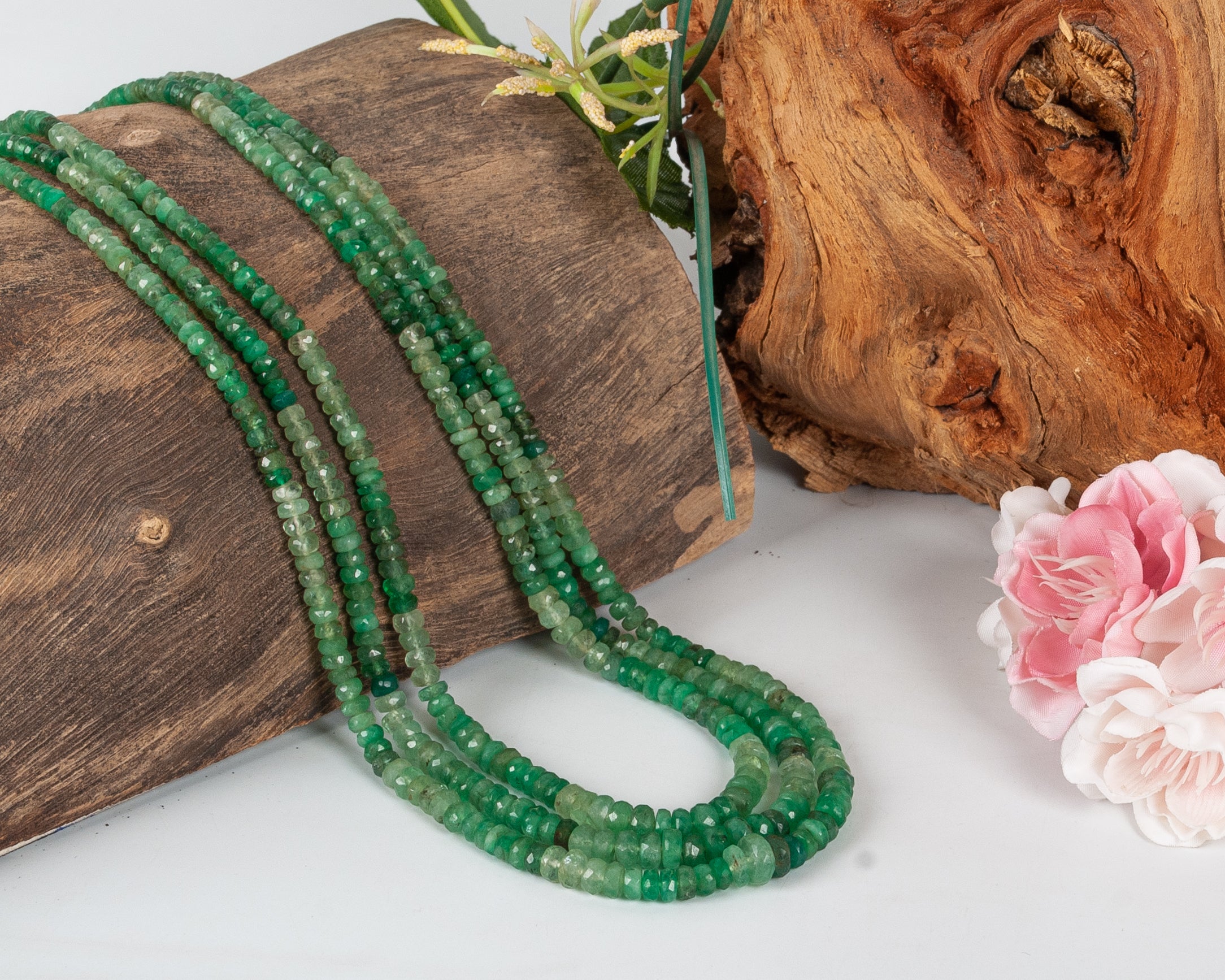 Natural Emerald Shaded Gemstone Beads hot Necklace